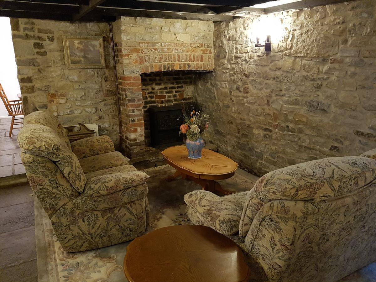 The Marston Inn Yeovil Buitenkant foto